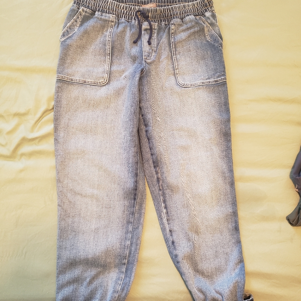Maurices Jean Joggers Size Large